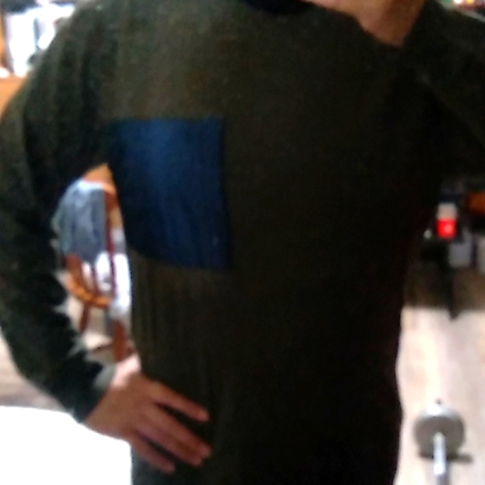 Long sleeve shirt